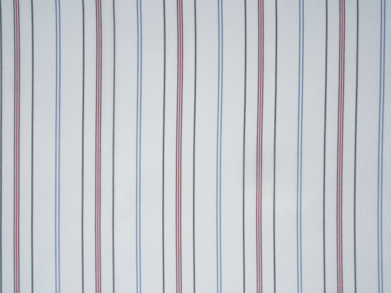 ポリエステルの糸染色された袖の裏地生地