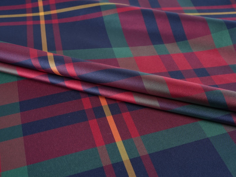 ポリエステルの糸染色された袖の裏地生地