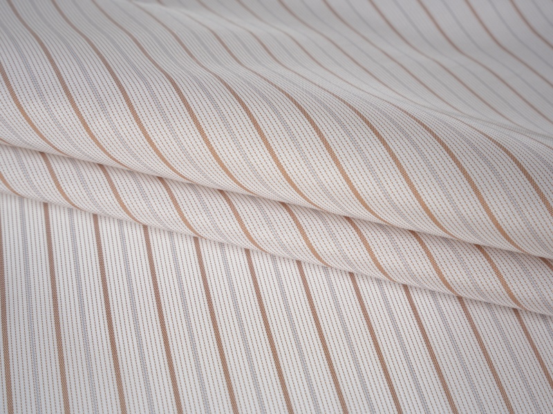 ポリエステルは糸染色された袖の裏地生地を吸収します