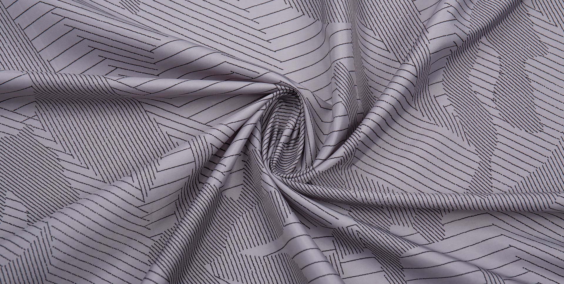 Tongxiang Shunli Textile Technology Co.、Ltd。